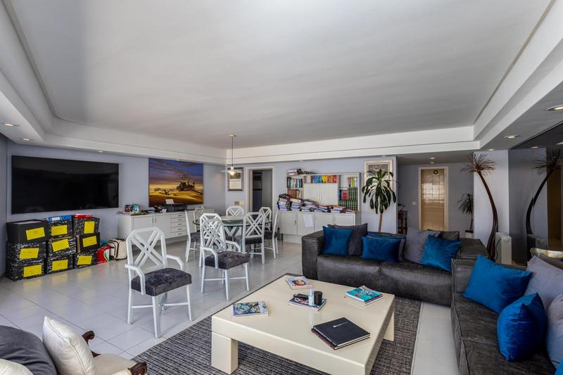3 Bedroom Property for Sale in Bantry Bay Western Cape